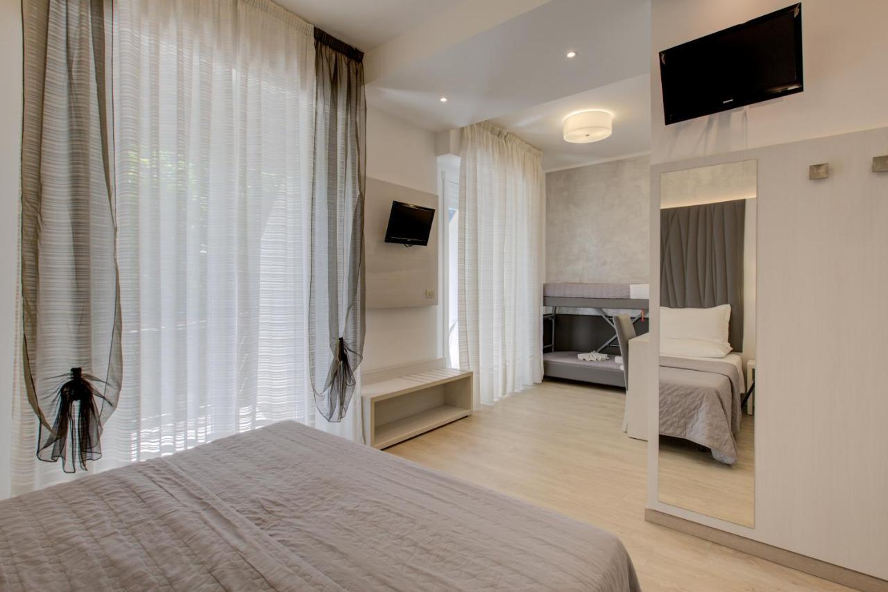 Hotel Bremen ริมินี ภายนอก รูปภาพ