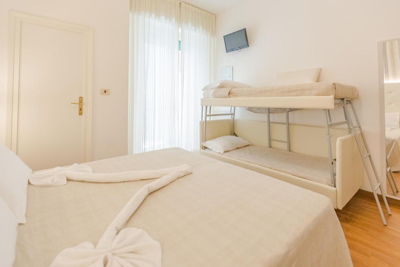 Hotel Bremen ริมินี ภายนอก รูปภาพ