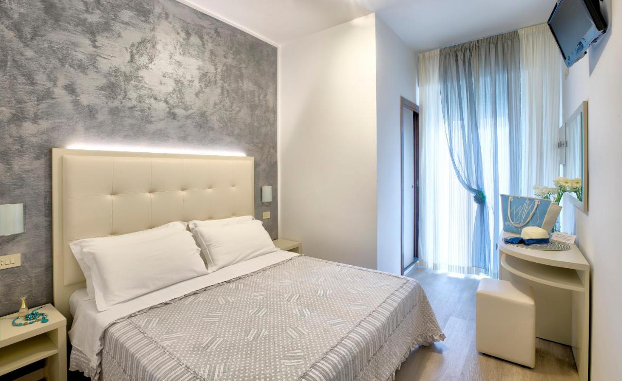 Hotel Bremen ริมินี ภายนอก รูปภาพ
