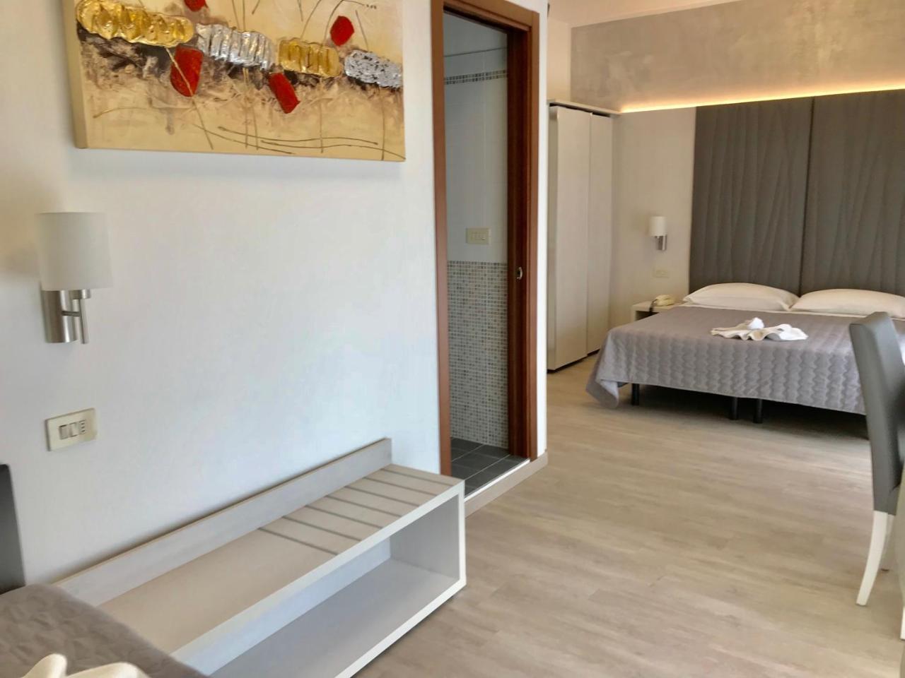 Hotel Bremen ริมินี ภายนอก รูปภาพ